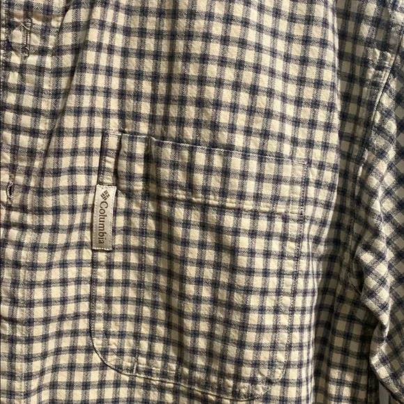 Columbia Checkered Button-Up Shirt - Picture 3 of 6
